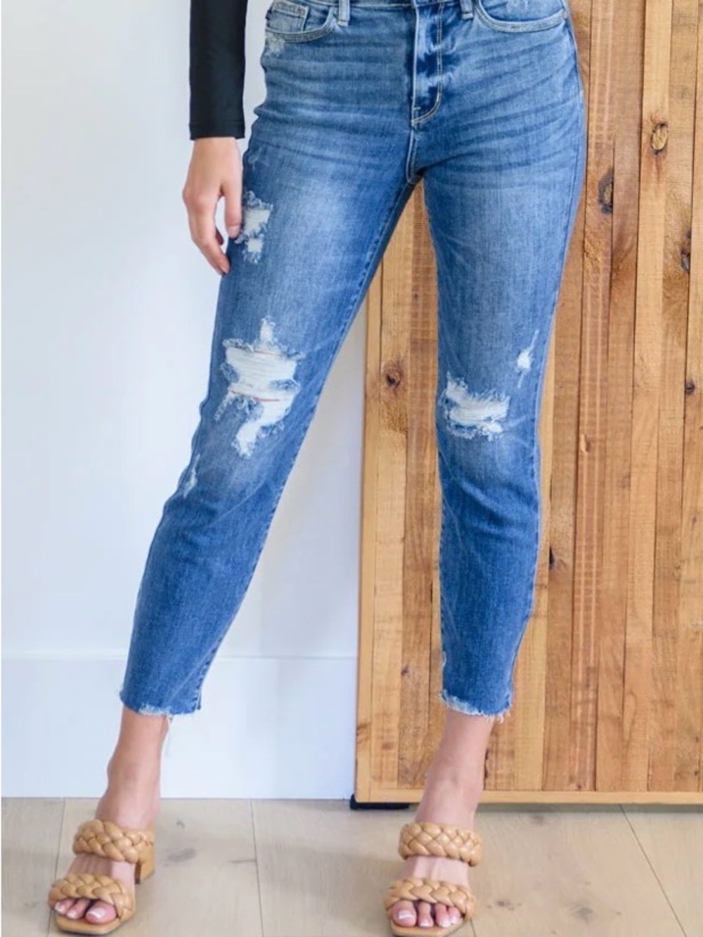 Judy Blue Medium Blue Distressed Ankle Jeans